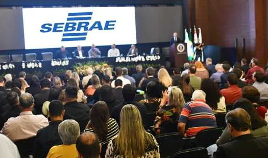 Sebrae-SP oferece acesso às políticas públicas empreendedoras no Congresso Estadual