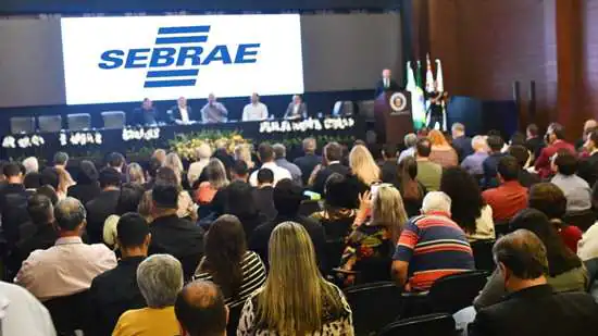 Sebrae-SP oferece acesso às políticas públicas empreendedoras no Congresso Estadual