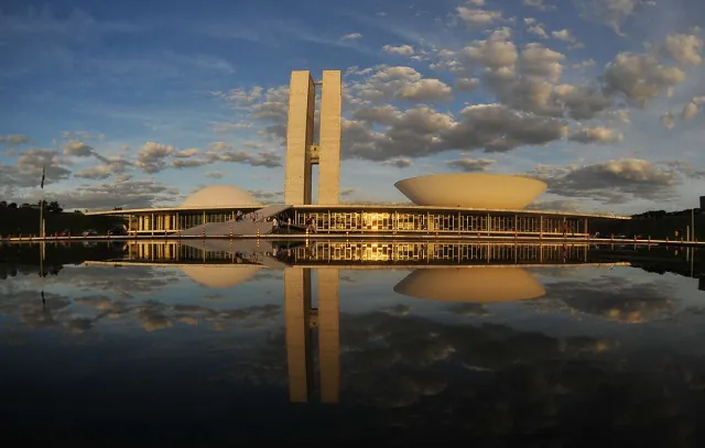 Governo envia ao Congresso projeto que regulamenta a cadeia do ouro