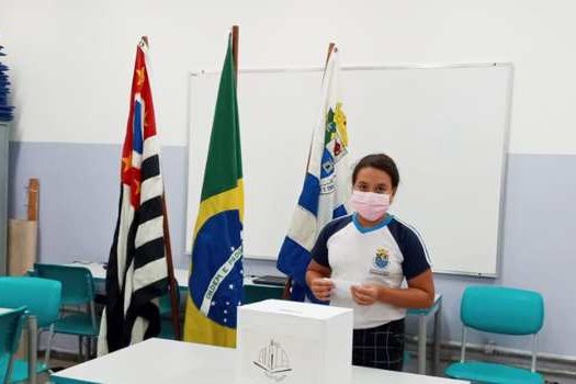 Diadema promove ações de participação democrática nas escolas