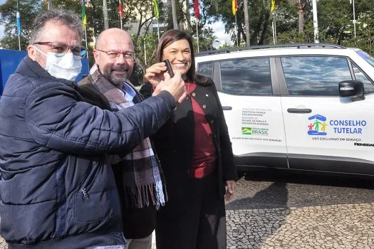 Conselho Tutelar de Santo André recebe novo veículo