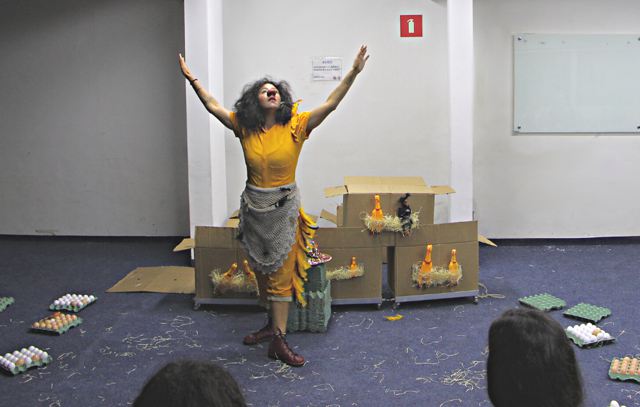 Programa Casa Abrigo do Consórcio ABC recebe espetáculo teatral