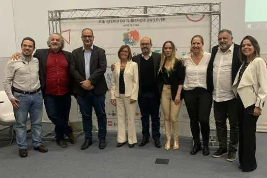 Consórcio ABC participa da primeira edição da Bienal do Lixo