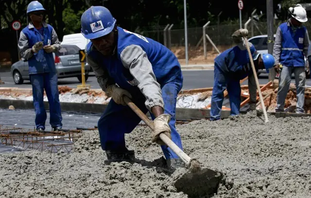 Confiança da Construção cai 1