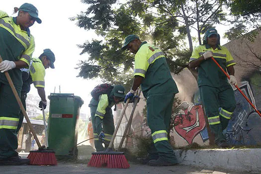 CET interdita Túnel Nove de Julho para serviços de varrição e lavagem