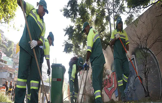 Passagem sob a Praça Roosevelt será interditada para limpeza