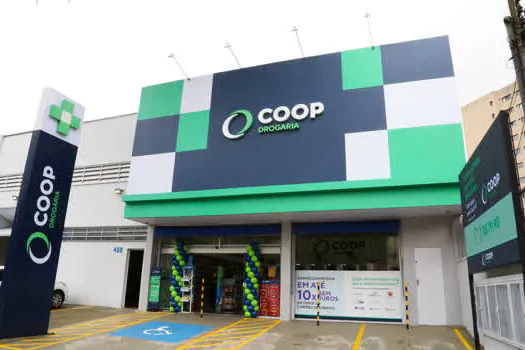 Unidade andreense da COOP Drogaria está de cara nova