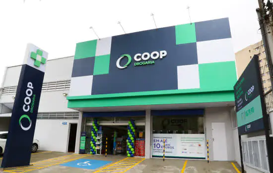 Unidade andreense da COOP Drogaria está de cara nova