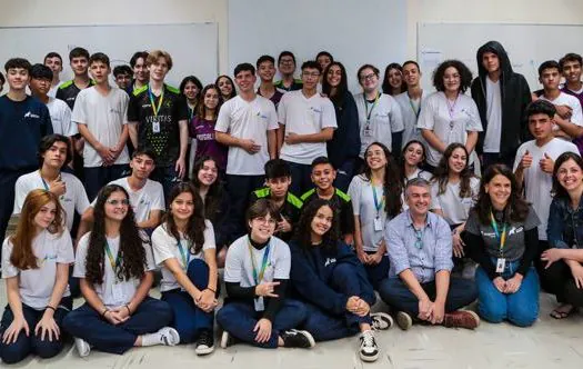 Gerente de RH da COOP fala sobre liderança com estudantes