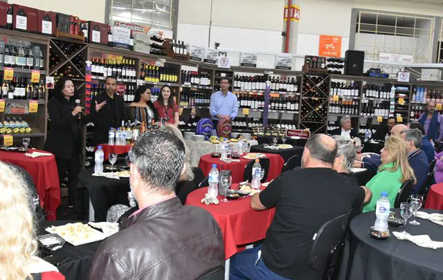 Coop insere vinhos de marca exclusiva do Chile em seu mix