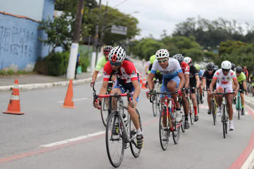 Copa Mazza de Ciclismo atrai amadores e profissionais a Ribeirão Pires