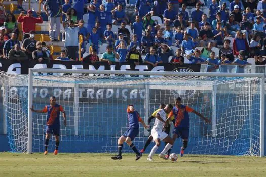 Meninos da Ponte e Casa Grande estão na final da Copa Diadema de Futebol