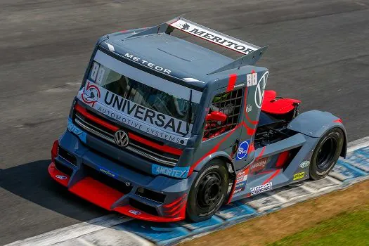 Copa Truck: Beto Monteiro é o mais rápido da sexta em Curitiba