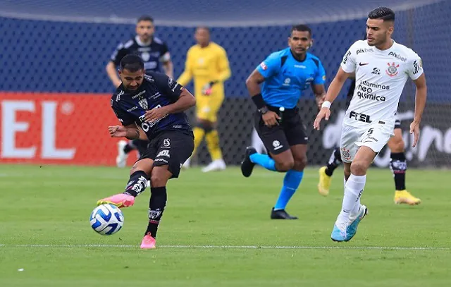 Corinthians leva 3 a 0 do Del Valle no Equador e é eliminado precocemente da Libertadores