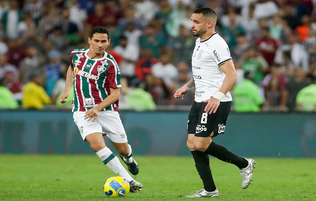 Corinthians e Fluminense se encontram com objetivo de afastar má fase