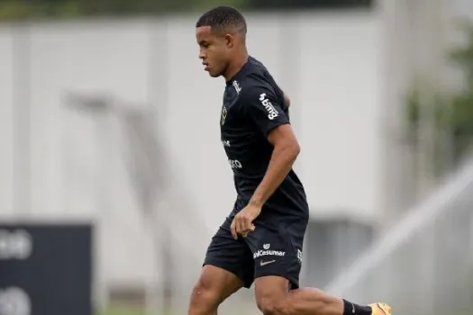 Pedro fica para trás na hierarquia do ataque do Corinthians