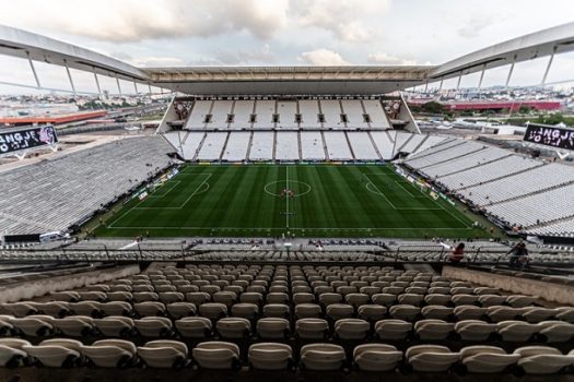 Santos deseja mandar jogo na Neo Química Arena e negocia com Corinthians