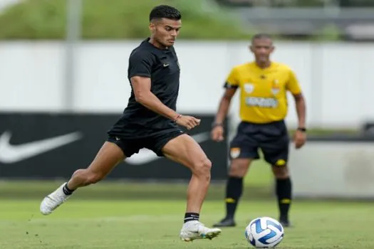 Corinthians vence Coritiba em jogo-treino com gols de Fausto Vera e Bruno _x000D_Méndez