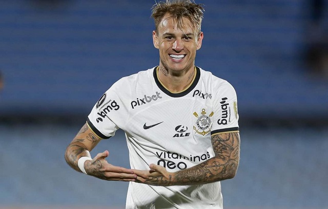 Corinthians supera lesão de Renato Augusto e vence na estreia da Libertadores