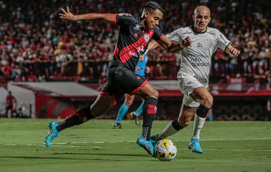 Corinthians visita Atlético-GO e põe sua força à prova com maratona de decisões