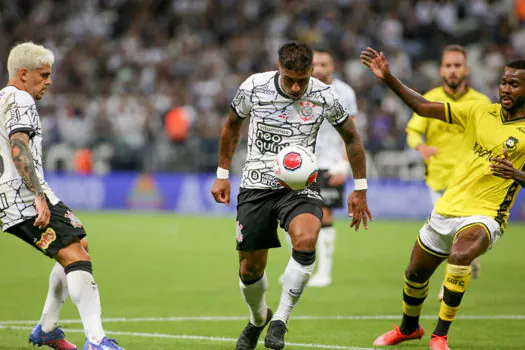 Campeonato Paulista: Corinthians derrotou o São Bernardo por 3 a 0