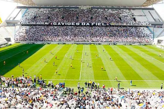 DUELO DE GIGANTES: Corinthians faz semifinal com Palmeiras no Itaquerão