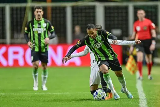 Coritiba e América-MG fazem duelo de desesperados no Couto Pereira