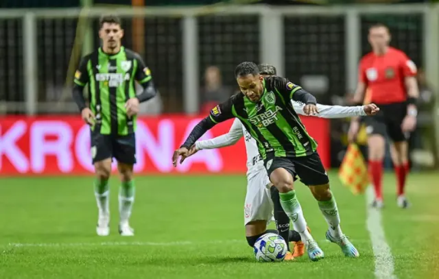 Coritiba e América-MG fazem duelo de desesperados no Couto Pereira