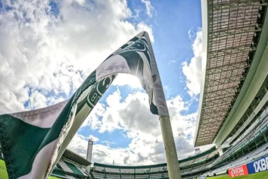 Com investimentos de R$ 1,3 bilhão, Coritiba confirma venda da SAF