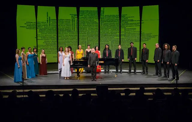 Coro do Conservatório de Tatuí faz apresentação no Natal Musical