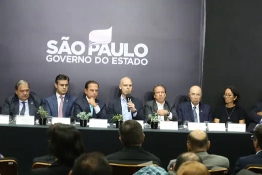 Governo anuncia plano e comitê estratégico de prevenção a coronavírus