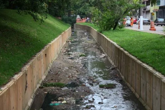 Canalização do córrego do Rio Verde beneficia 39 mil moradores