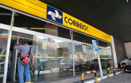 “Dei sinal verde para estudar a privatização dos Correios”