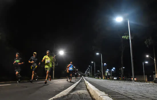 Corrida Noturna 5K Kaethe Richers de Ribeirão Pires reúne 800 participantes