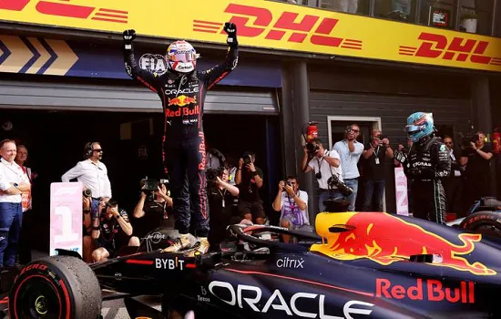 Verstappen vence na Holanda