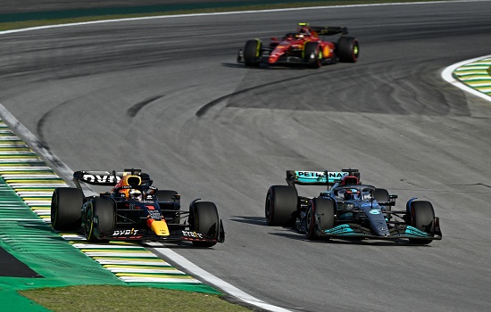 Russell ganha corrida sprint do GP de São Paulo de F-1 e Mercedes domina 1ª fila