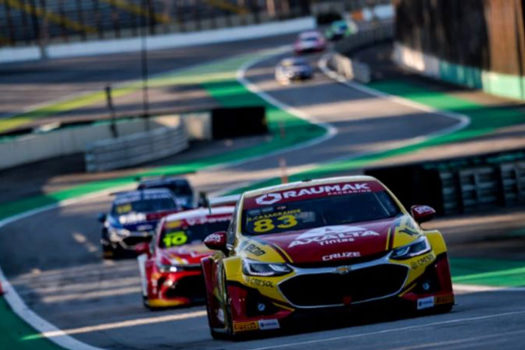 Gabriel Casagrande leva a pole position da Super Final da Stock Car em Interlagos