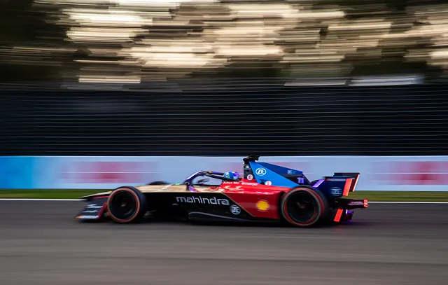 Di Grassi surpreende com pole em carro “pouco desenvolvido” na Fórmula E