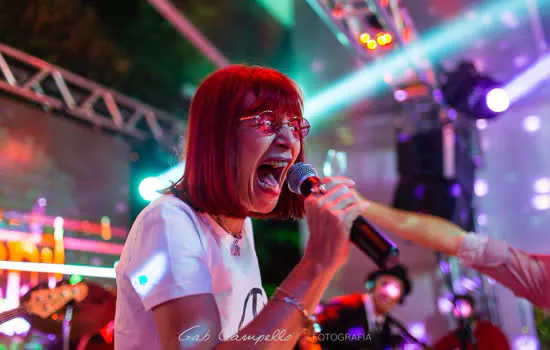 Atrium Shopping apresenta show cover de Rita Lee