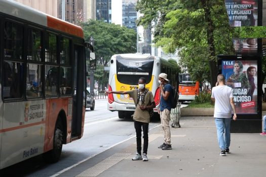 Covid-19: Brasil registra 20,3 mil casos e 57 mortes em 24 horas