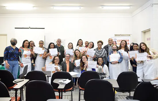 Formandos do Cozinha Criativa são diplomados