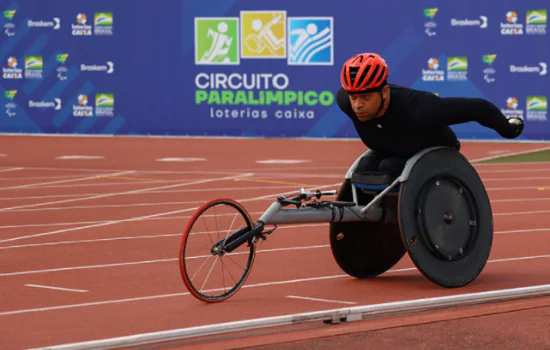 CT Paralímpico recebe mais de 300 atletas de natação e atletismo nesta semana