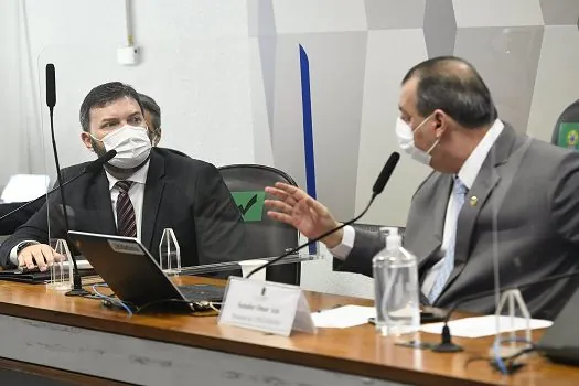 CPI aponta contradições após Blanco negar que negociou vacinas com Ministério