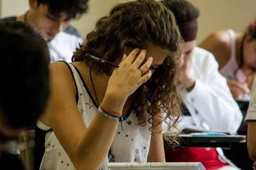 Cursinhos em Etecs e Fatecs preparam alunos para provas de Vestibular e Vestibulinho