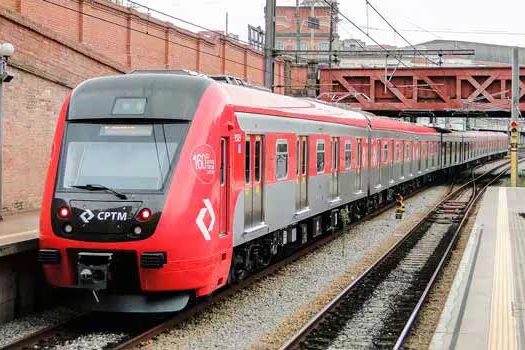 Leilão de linhas da CPTM é suspenso