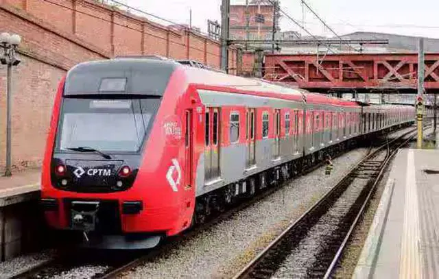 Estação Palmeiras-Barra Funda  recebe apresentação de dança nesta quinta