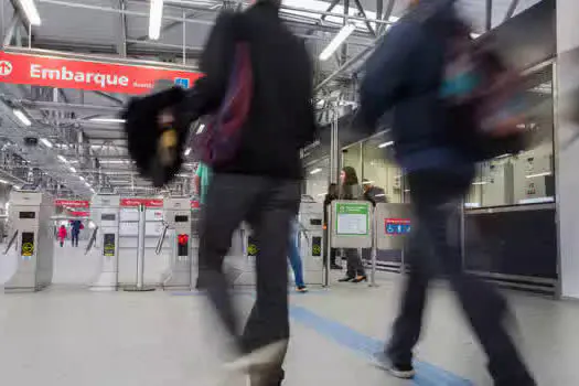 Grupo Teatral vai compartilhar gentileza aos passageiros do Metrô