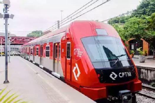 Feira de Adoção de cães na Estação Tatuapé da CPTM