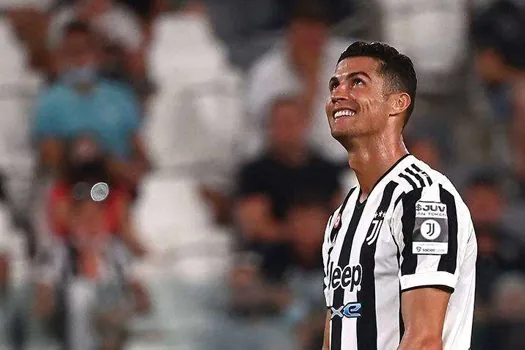 “Cristiano Ronaldo me disse que vai ficar”, revela o técnico da Juventus