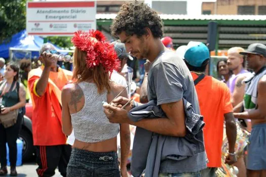 Prefeito de São Paulo anuncia ações para dependentes na Cracolândia